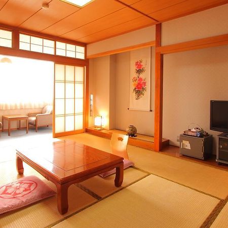 Kasugai View Hotel Fuefuki Luaran gambar