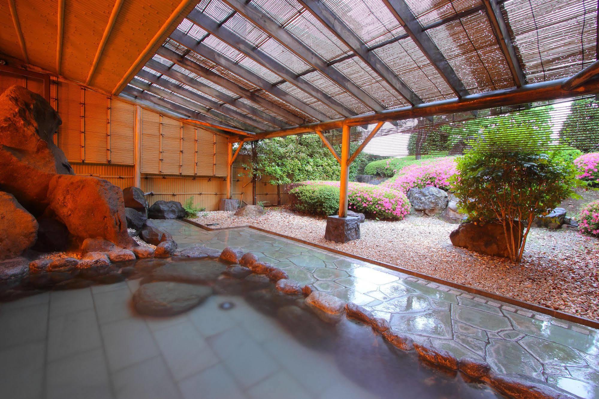 Kasugai View Hotel Fuefuki Luaran gambar