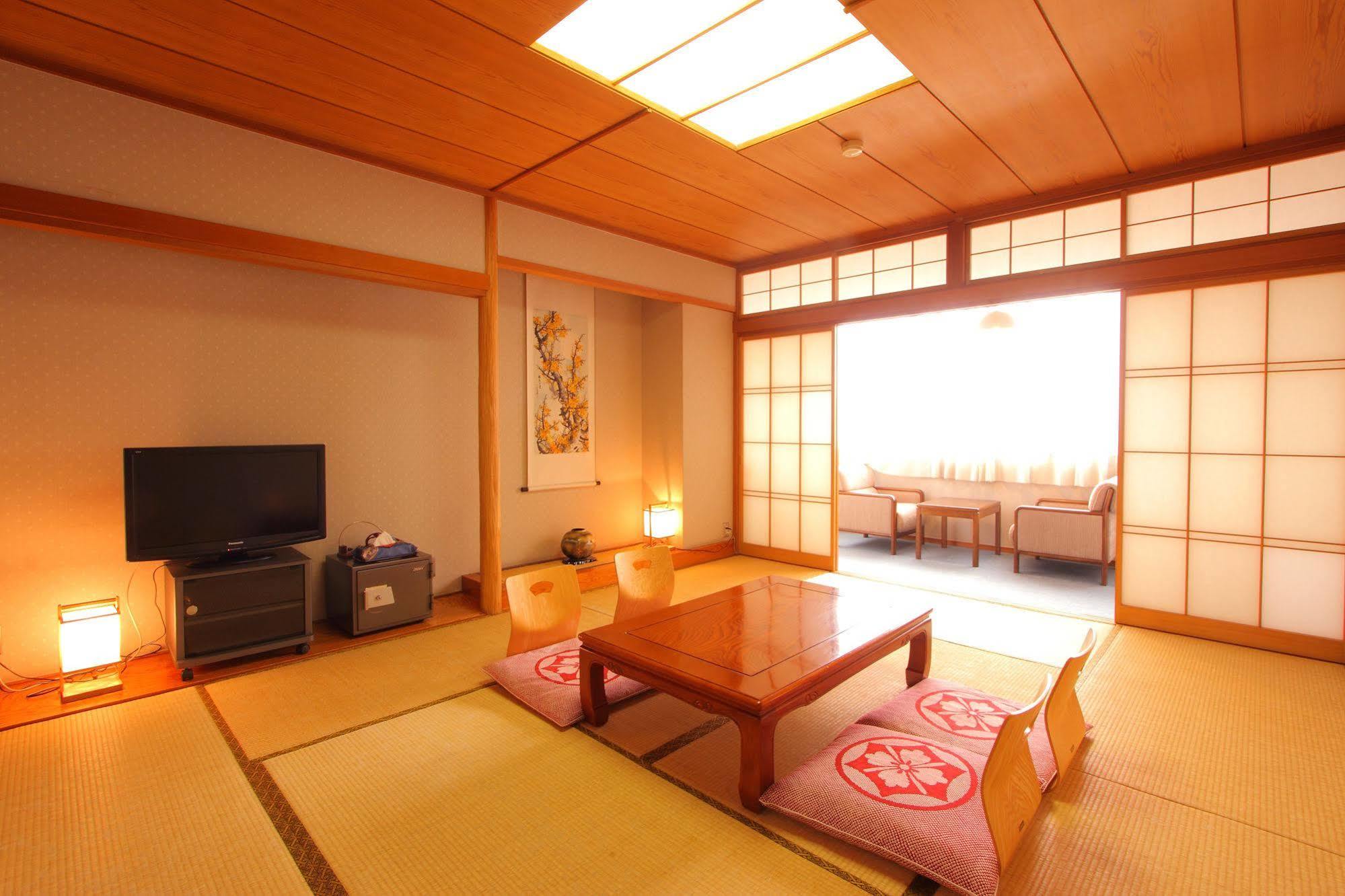 Kasugai View Hotel Fuefuki Luaran gambar